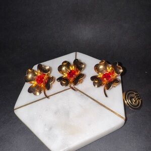 Elegant Gold and Red Floral Brooch Set